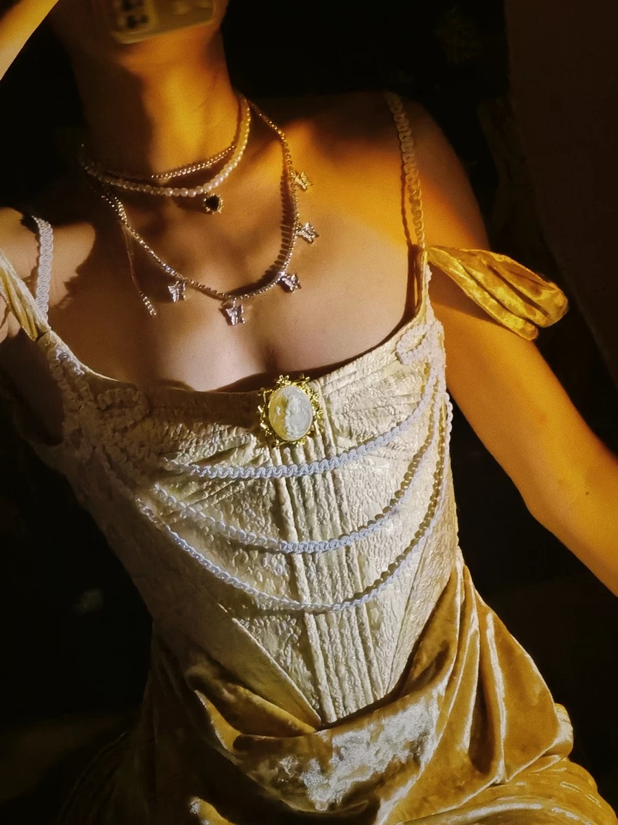 🪸 Medusa Corset Dress 🐍 Do not underestimate the power of Medusa, for  beneath her cursed appearance lies a strength that can shat